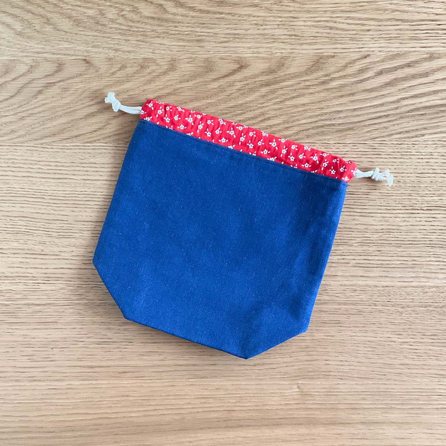 Project bag - blauw en rode bloemen - small
